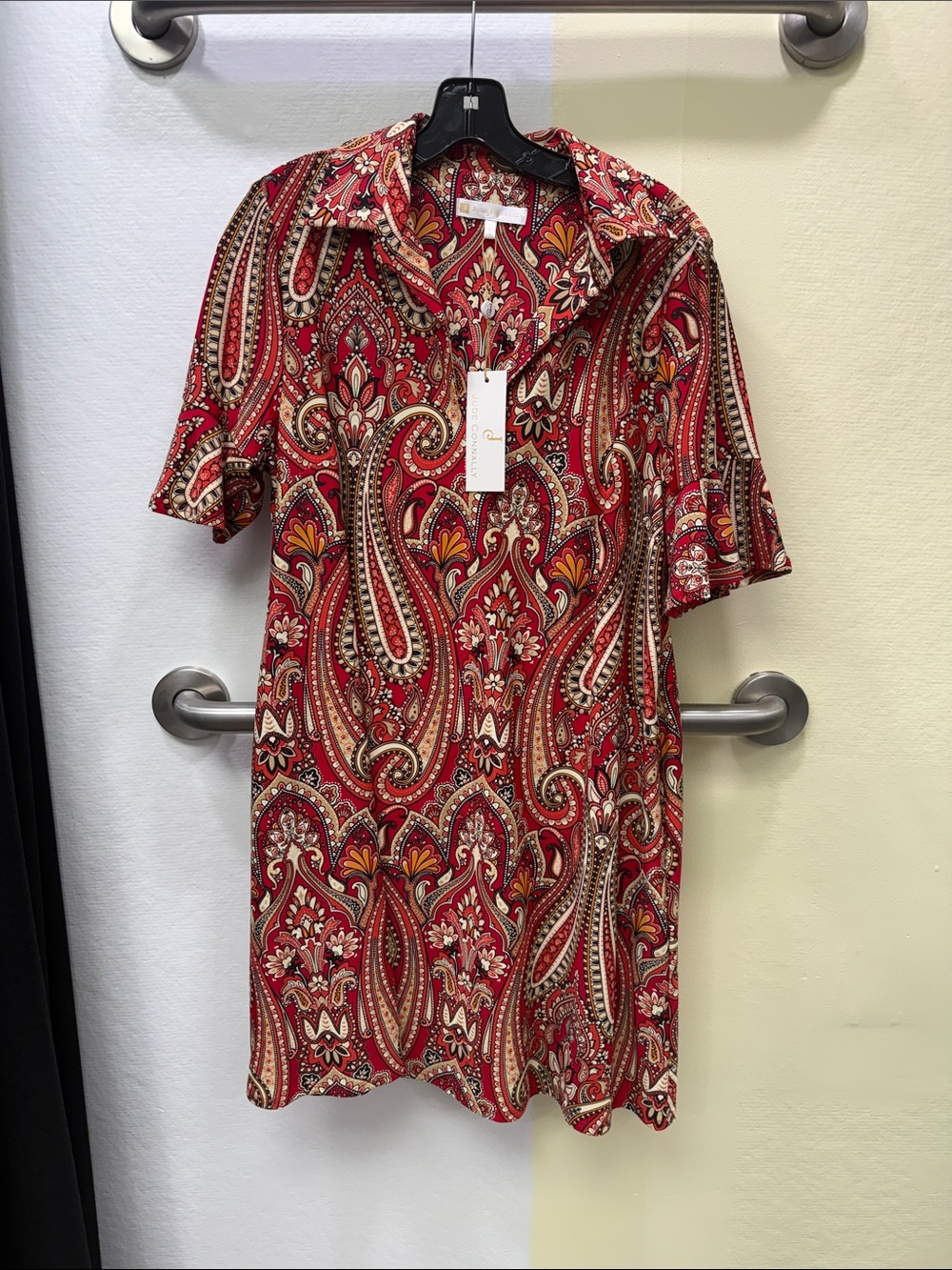 Jude Connally Red Paisley Short Sleeve Shift Dress